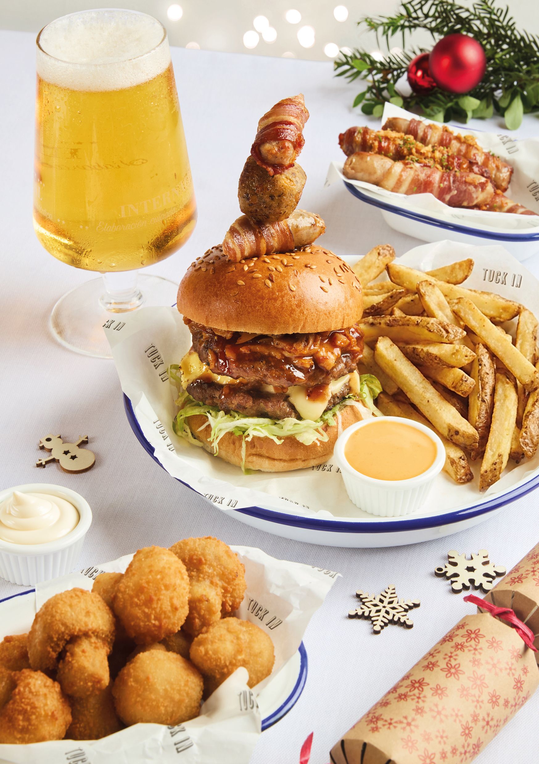 Festive Lunch & Dinner at The Crumpled Horn in Upminster